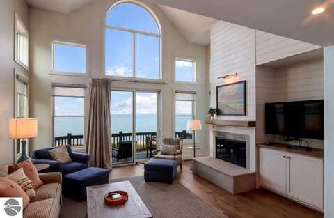 1B Shoreside North, Glen Arbor, MI 49636