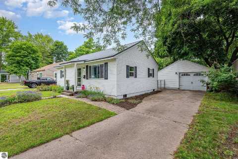 1020 Elizabeth Street, Mount Pleasant, MI 48858