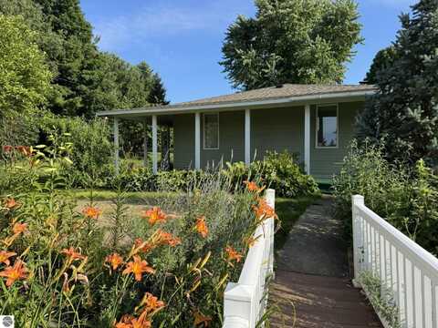 10311 SE Torch Lake Drive, Alden, MI 49612