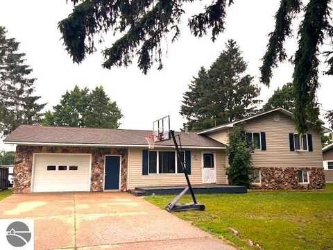 401 Sunnyside, Mancelona, MI 49659