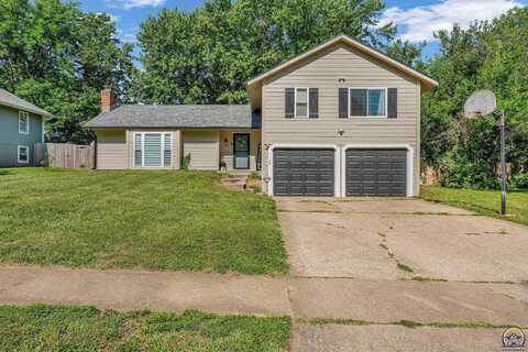 3117 SW Chelsea DR, Topeka, KS 66614