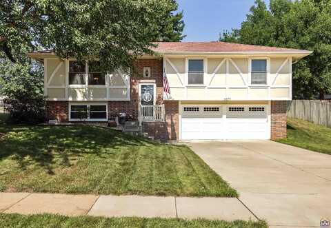 3377 SW Timberlake LN, Topeka, KS 66614