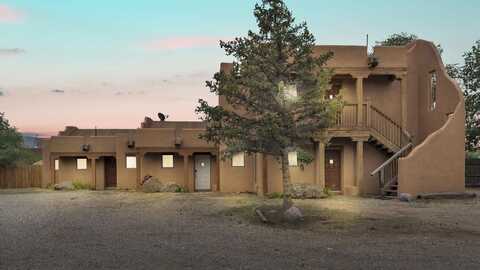 107 Dona Ana, Taos, NM 87571