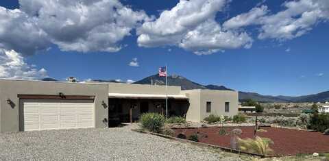 19 Calle Emelina, El Prado, NM 87529