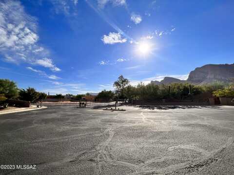 251 E Sky Light Street, Tucson, AZ 85737