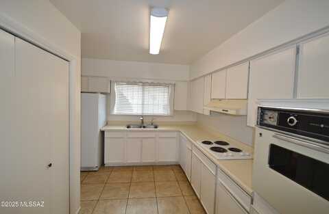 4438 E Fort Lowell Road, Tucson, AZ 85712