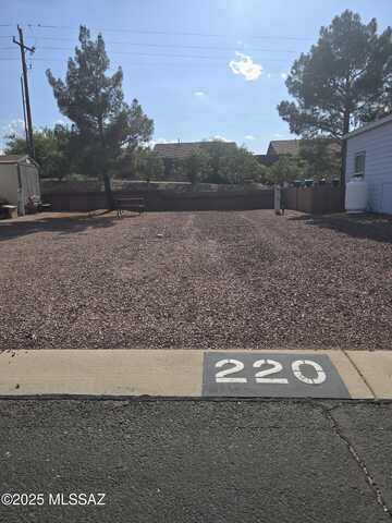 1030 Barrel Cactus Ridge, Benson, AZ 85602