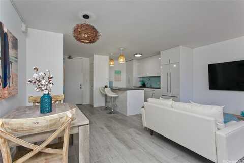320 Liliuokalani Avenue, Honolulu, HI 96815