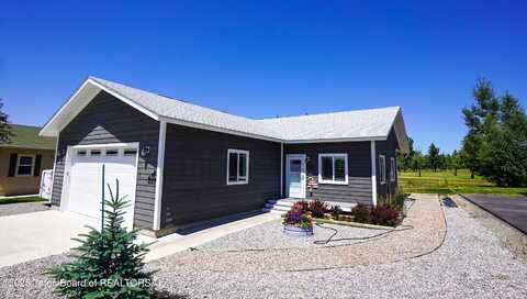 643 COUNTRY CLUB Way, Thayne, WY 83127