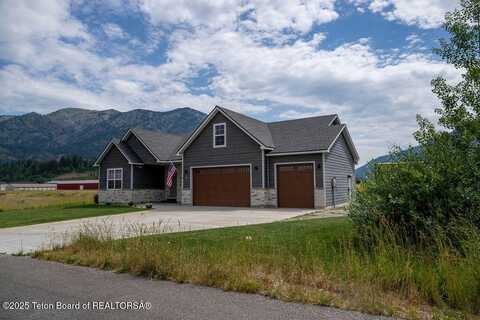 36 COLUMBINE Street, Alpine, WY 83128