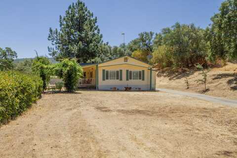 46424 Baldpate Lane, Squaw Valley, CA 93675
