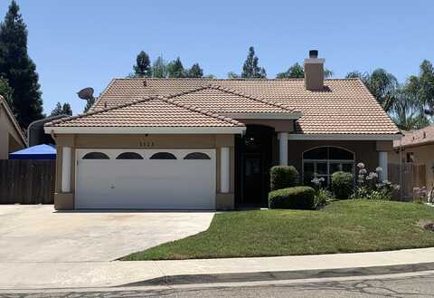 1523 E Monte Vista Court, Visalia, CA 93292