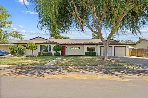 72 S Waukesha Street, Porterville, CA 93257
