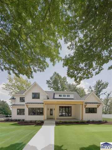 3879 Golf Bag Lane, Terre Haute, IN 47802