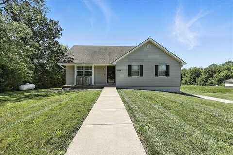 5964 SE Hilltop Road, Holt, MO 64048
