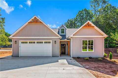 4608 Cedar Farm Lane, Pfafftown, NC 27040