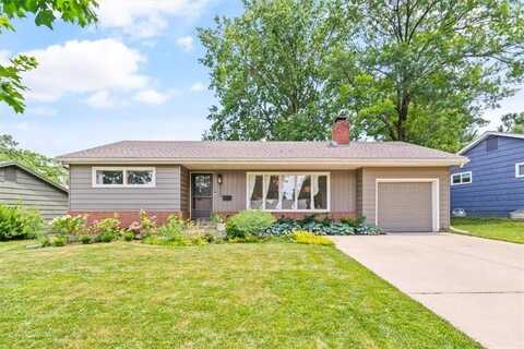 4717 W 76th Street, Prairie Village, KS 66208