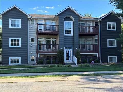 17201 E 32nd Street S, Independence, MO 64055