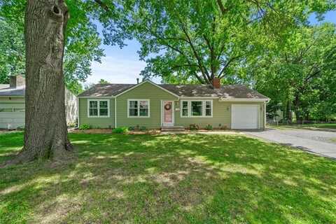 8815 W 81ST Street, Overland Park, KS 66204
