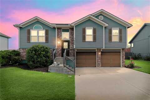 9209 N Mulberry Avenue, Kansas City, MO 64155