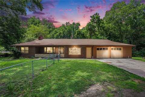 6327 YECKER Avenue, Kansas City, KS 66104