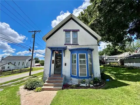 413 N 7th Street, Atchison, KS 66002