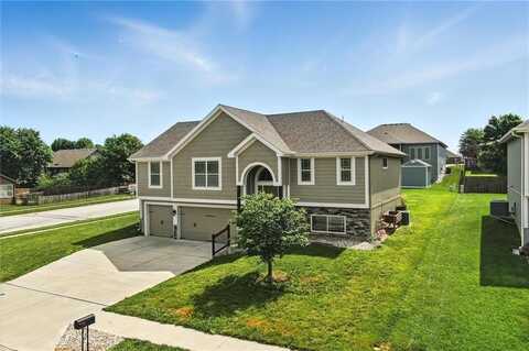 705 Englewood Drive, Kearney, MO 64060