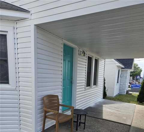 11601 E US Highway 24 Road, Independence, MO 64054