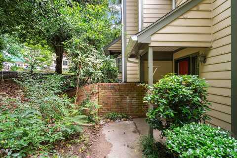 403 Broad Leaf Circle, Raleigh, NC 27613