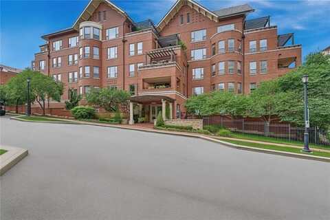 4900 Central Street, Kansas City, MO 64112