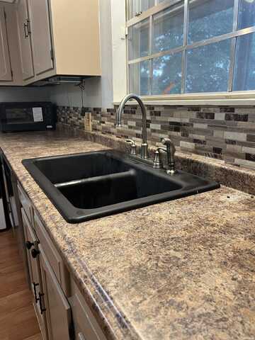 600 HIGDON FERRY Road, Hot Springs, AR 71913