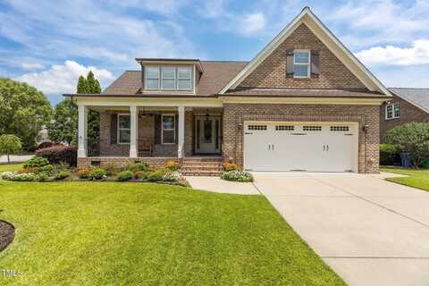 605 Sippihaw Oaks Drive, Fuquay Varina, NC 27526