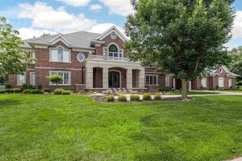 2610 Diamondwood Dr, CedarRapids, IA 52403