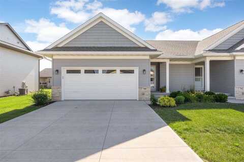 780 Brook Ridge Ave, NorthLiberty, IA 52317