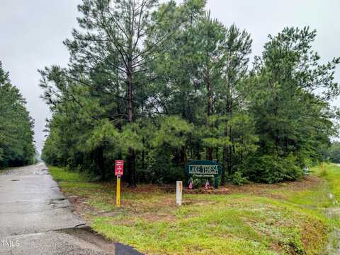 7961 Lucinda Lane, Linden, NC 28356