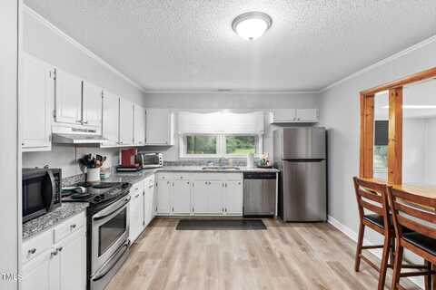 131 Brentwood Drive, Selma, NC 27576