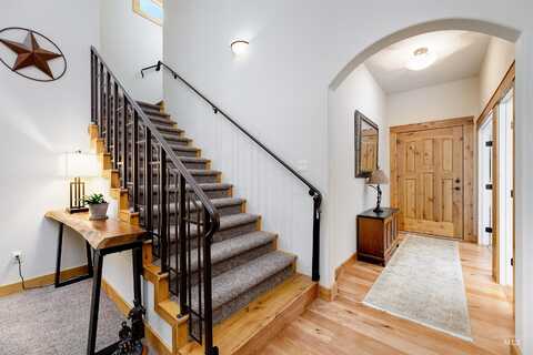 4894 N Ellicott, Garden City, ID 83714