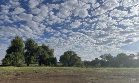 1106 East 4796 North, Buhl, ID 83316