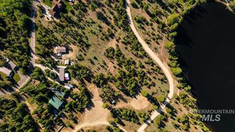 126 Forest Pl, Donnelly, ID 83615