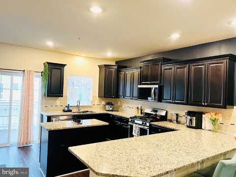7103 ELMTHORPE WAY, HANOVER, MD 21076