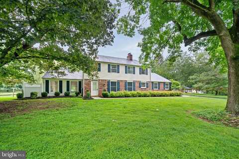 403 BRINTON LAKE ROAD, THORNTON, PA 19373