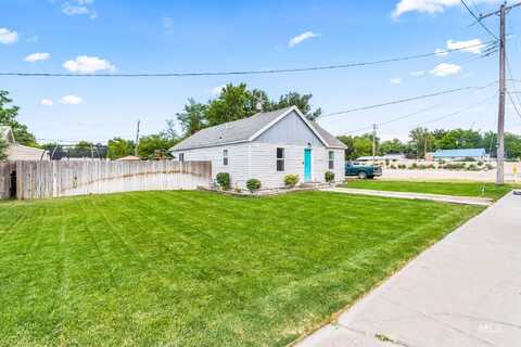 712 2nd Street N, Nampa, ID 83687