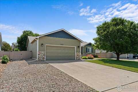 9074 Plainsman Dr, Wellington, CO 80549