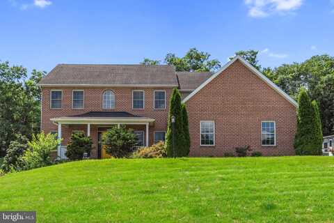 1852 CARRERA DRIVE, CHAMBERSBURG, PA 17202