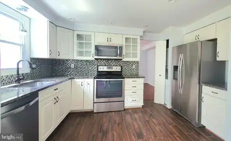 7810 MUNCASTER MILL ROAD, GAITHERSBURG, MD 20877