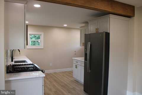 2880 S LINCOLN AVENUE, VINELAND, NJ 08361