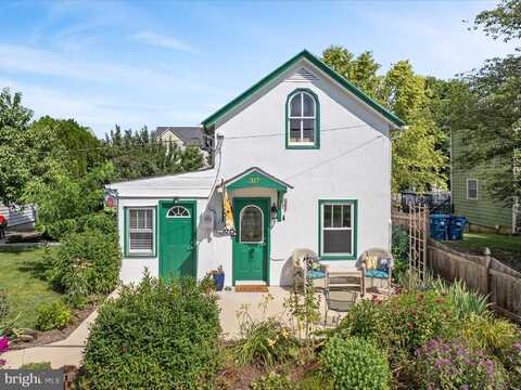 317 FIRST STREET, BERRYVILLE, VA 22611