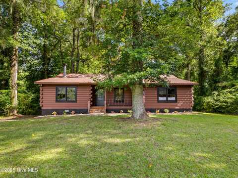 210 Edgewood Drive, Jacksonville, NC 28546