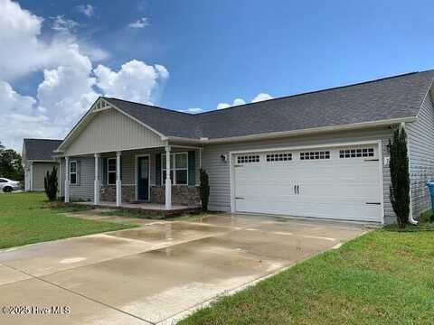 716 Addor Drive, Richlands, NC 28574