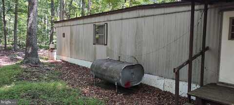 88 FARM HOUSE LN, ORBISONIA, PA 17243